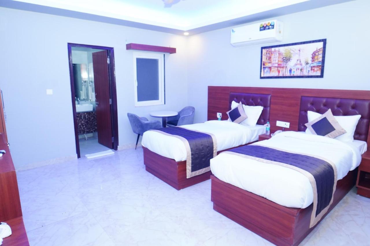 Expomart Inn Greater Noida Kültér fotó