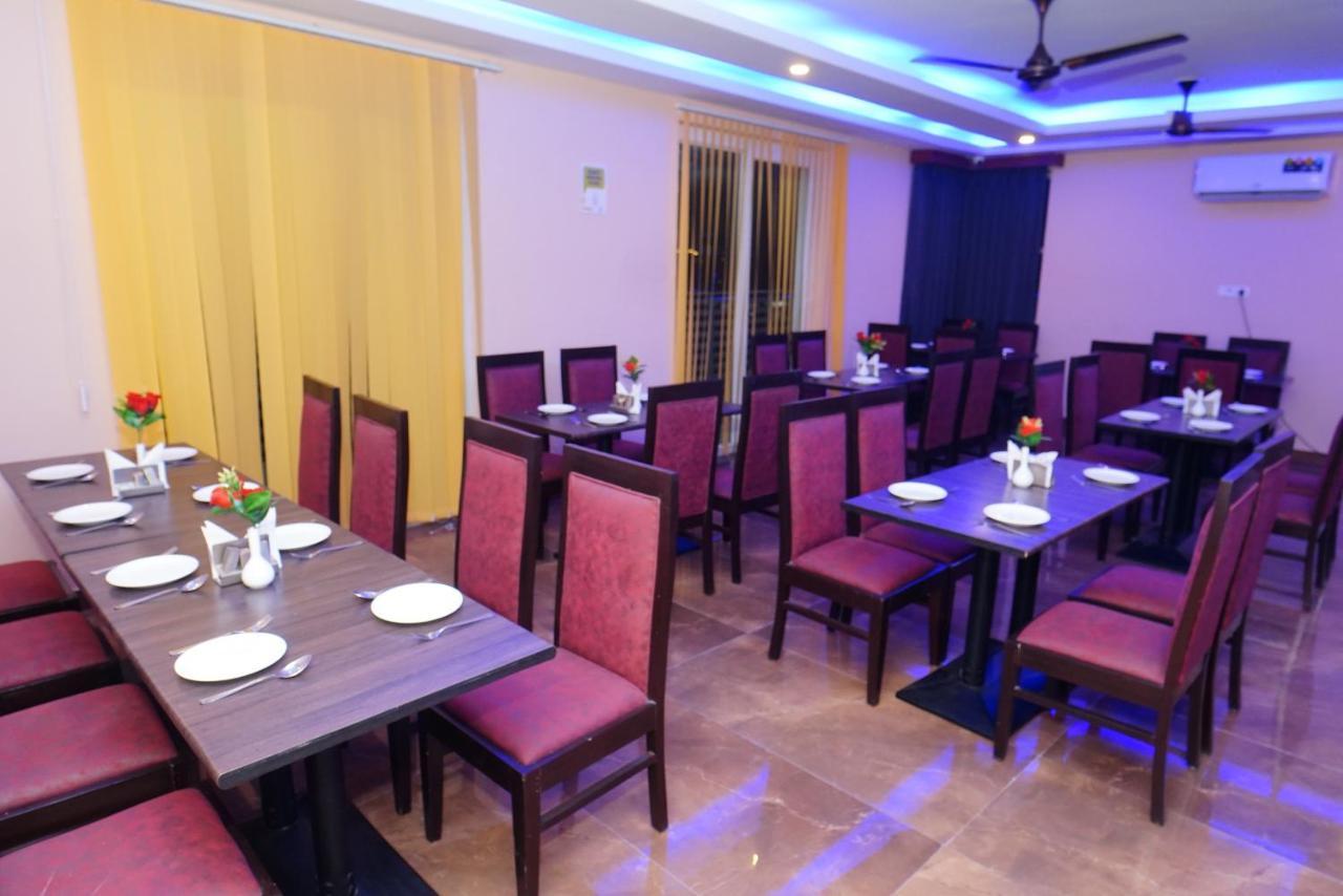Expomart Inn Greater Noida Kültér fotó