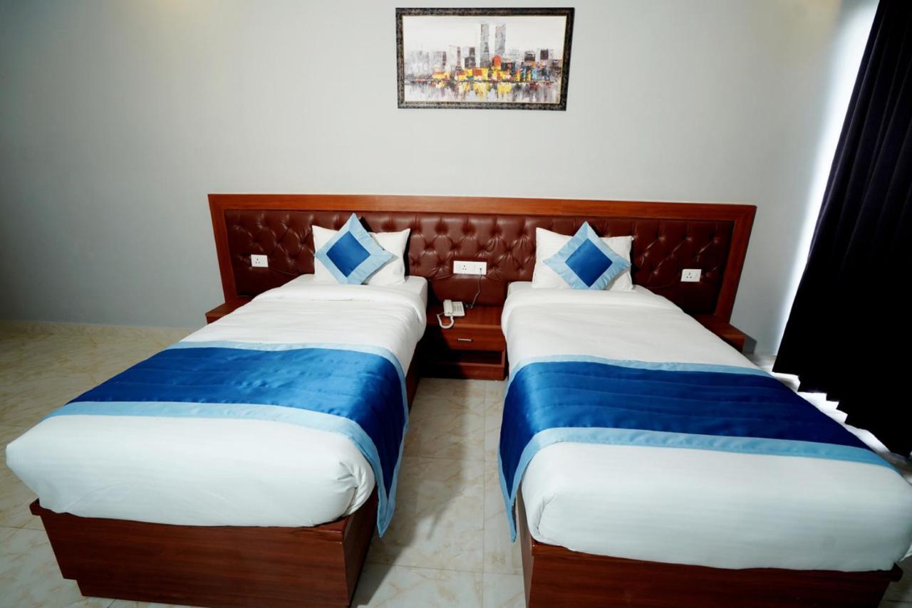 Expomart Inn Greater Noida Kültér fotó