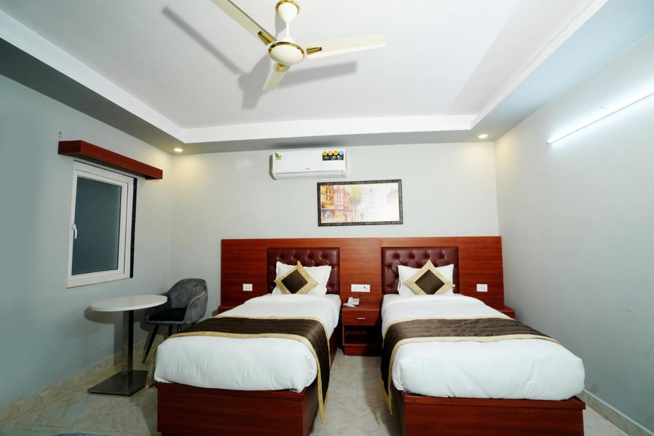 Expomart Inn Greater Noida Kültér fotó